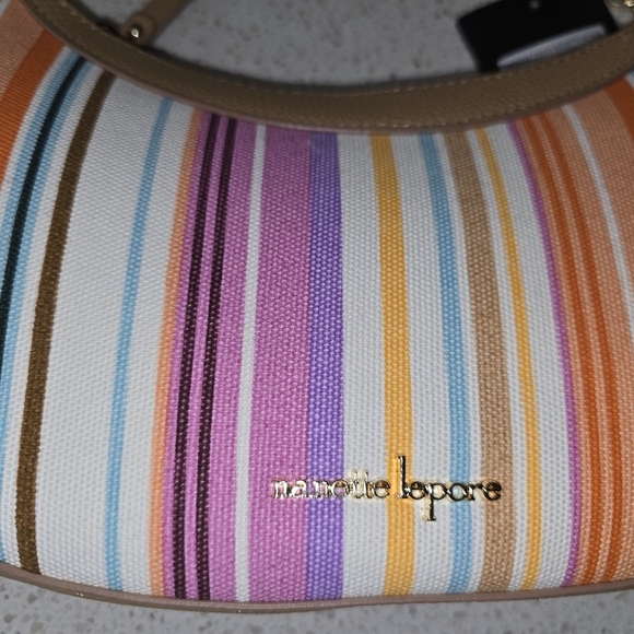 *Brand New* Nannette Lepore Natasha Canvas Baguette w/ Chain - Picture 3 of 8